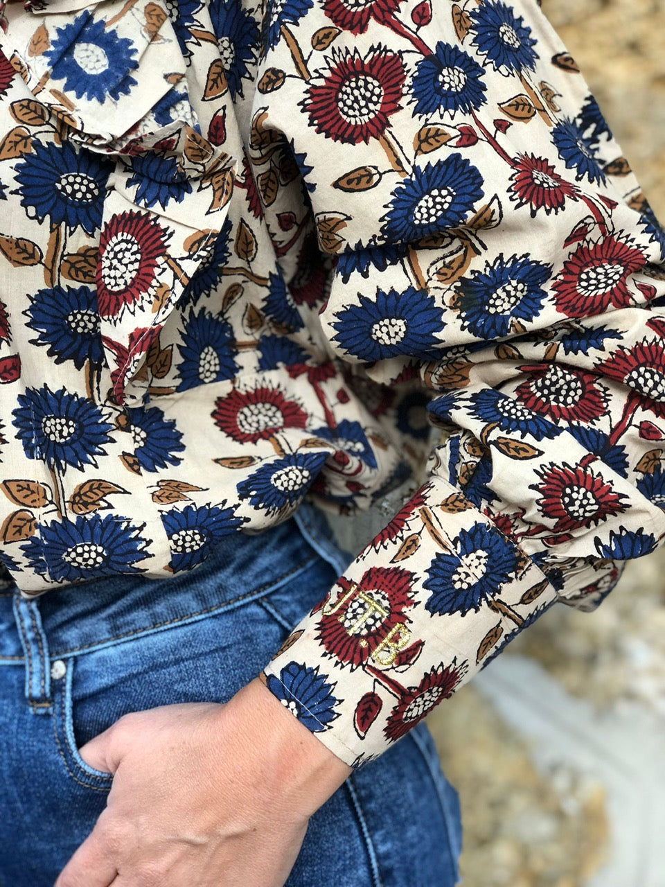 AH2022/57-Blouse Goldo imprimé Marguerite bordeaux et Marine