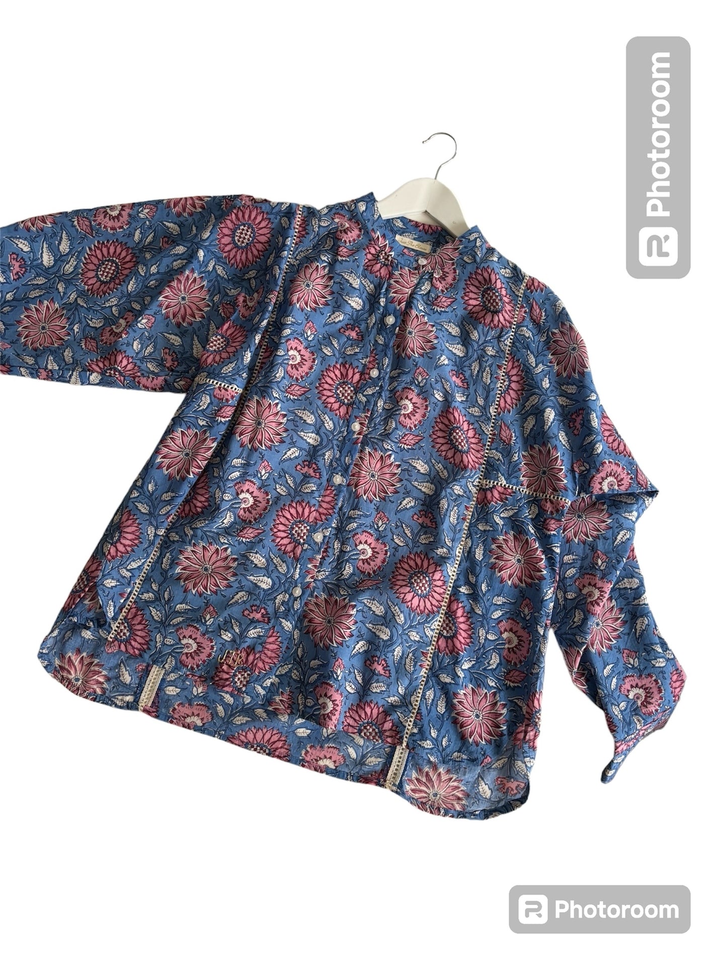 Blouse Iconique imprimé bleu et rose