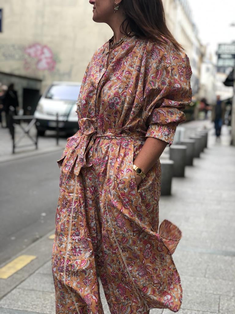 Robe iconique camel, fushia et gris